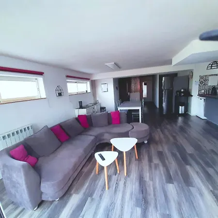 Du Marie A 7mn Du Puy Du F0u Tatil Evi Chambretaud