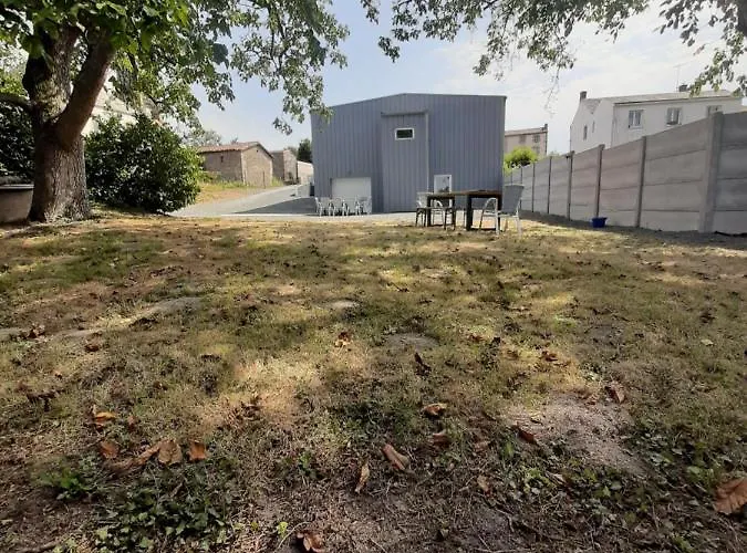 Dom wakacyjny Du Marie A 7mn Du Puy Du F0u *