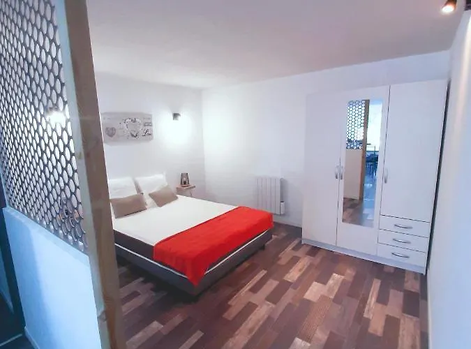 Du Marie A 7mn Du Puy Du F0u * Chambretaud